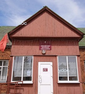 Вход в клинику